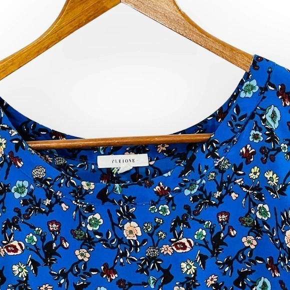 Pleione Blouse Boho Romantic Floral Cap Sleeve Blue Print Top Small - Picture 5 of 10